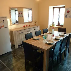 La Petite Maison Tauves